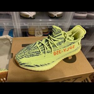 Adidas Yeezy Boost 350 V2 Semi Frozen Yellow